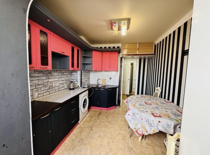 Квартира на Заболотного/Сахарова (2-973-555) - фото 1