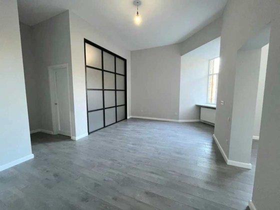 Продаж 1-кімн в самому центрі Львова, вул. Січових Стрільців Львів