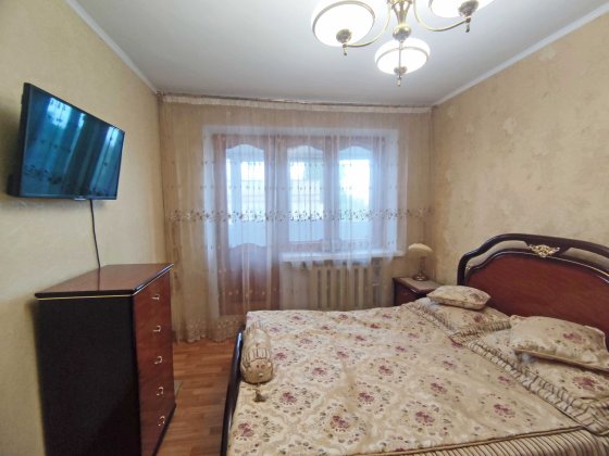 Продаж  4-кімнатної квартири Николаев