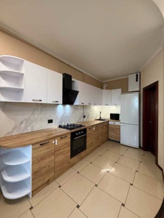 Власник/Продам 3-кімн/З меблями - фото 1