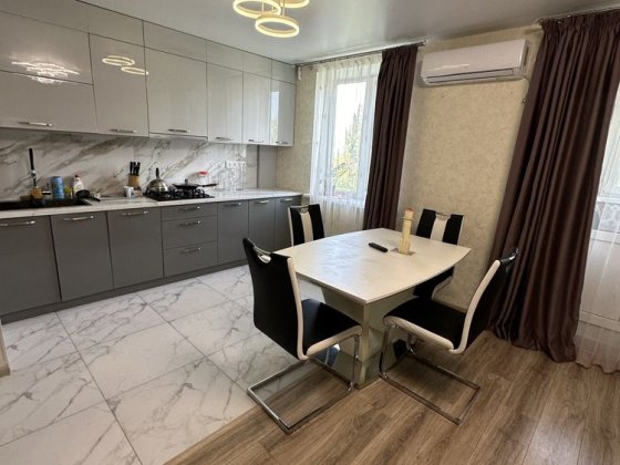 Продается 3-к квартира  в Соляных Миколаїв