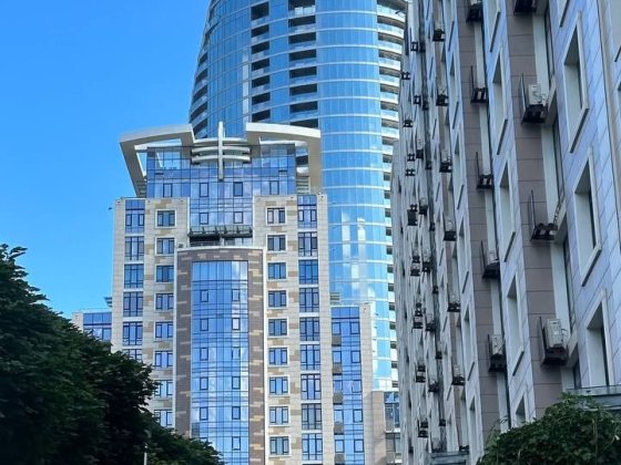 Продается парко-место в ЖК Бульвар Фонтанов, Саперное Поле,3 Київ