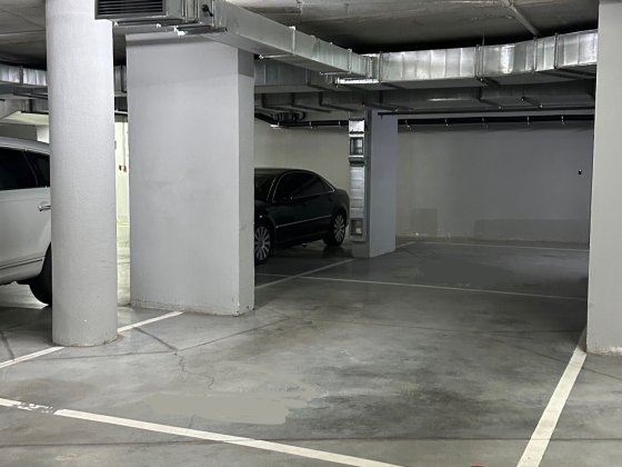 Продаж паркомісця Андрія Верхогляда 11, Новопечерські Липки Київ