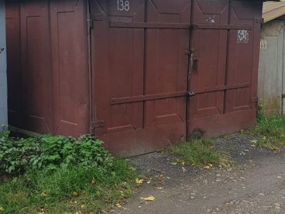 Гараж на Хоткевича Угорники