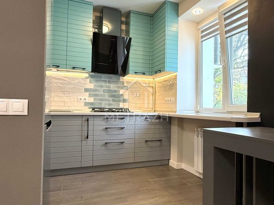 В продаже 2-к. квартира - улица 23 Августа,62,Павлово поле(код89086) Харьков