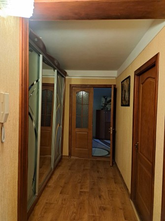 Продам 3-х кімнатну квартиру - фото 1