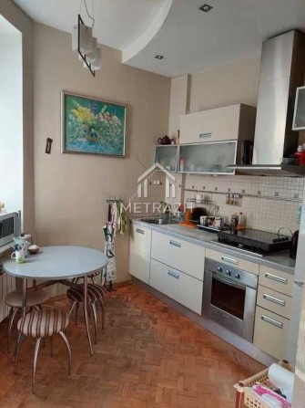 Продам простору квартиру 113м2! метро Бекетова! Сталинка! (87633) - фото 1