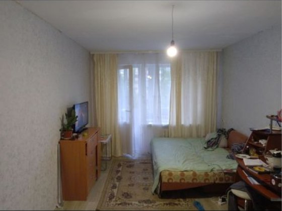 Продаю свою 1 к/к Николаев