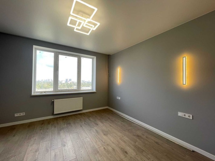 1-комнатная квартира с ремонтом в ЖК Скай сити - фото 1