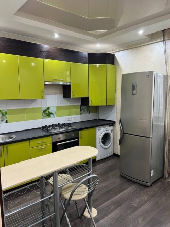 Світла квартира у спокійному районі Львова, 42 м², без рієлторів - фото 1