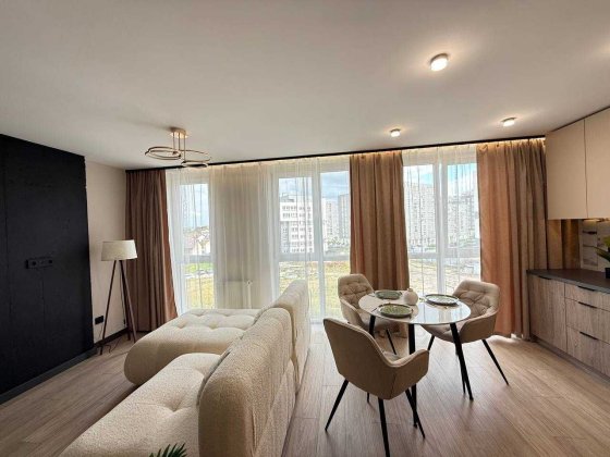 Продаж нової квартири з ремонтом в ЖК Америка, вул.В.Великого Львов