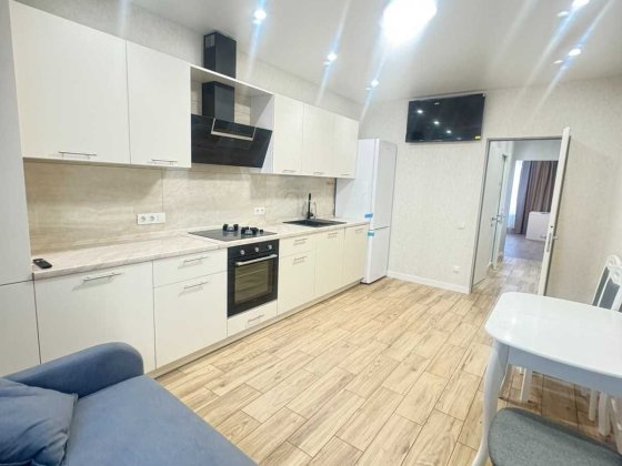 Продам 2 ком. квартиру в ЖК Виа Рома с ремонтом на ул Инглези Королева Одесса