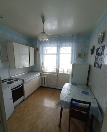 Продажа 2кв, сотовый проект, 55,5 кв. метров, 5 этаж, жилое состояние! - фото 1