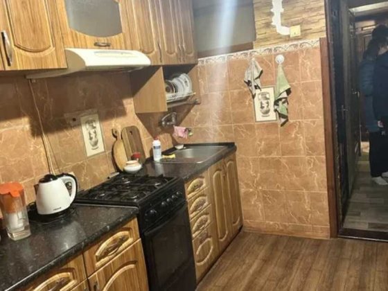 Продается 2-х к. полнометражка рядом с проспектом, возле КЗ им. Глинки Запоріжжя