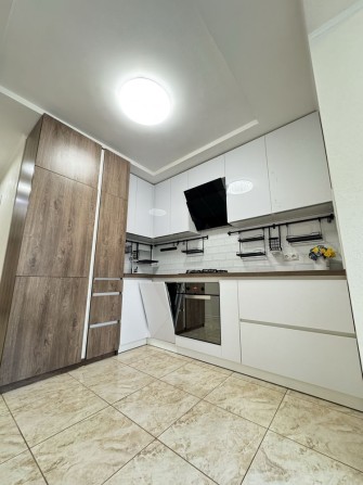 Двокімнатна квартира! Затишна! 60 кв.м. Гарна комплектація! Софія Сіті - фото 1