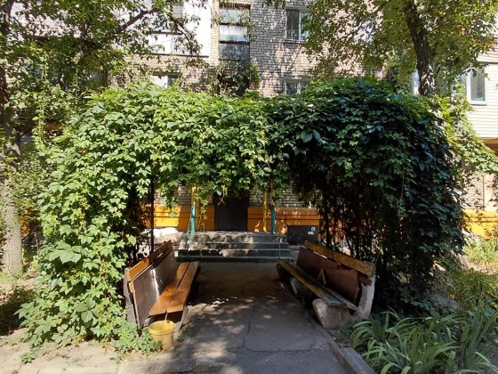 Продаж 3-шка (БШ, 12 квітня ) Запоріжжя