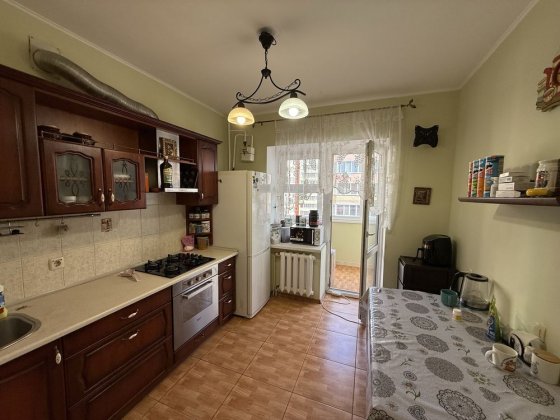 Большая однокомнатная квартира в хорошем доме на 5Слободской. Николаев