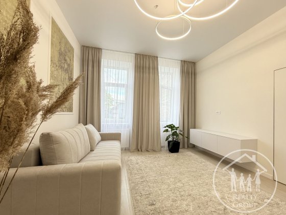 Продам нову 2к квартиру!Б.Хмельницького!Високий Замок! ТЦ Форум! A8 Львів