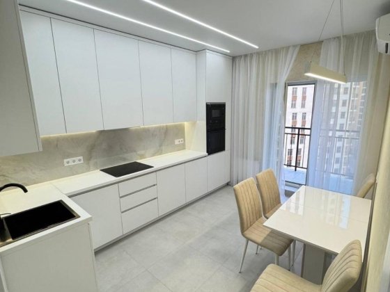 Продам 1-комнатную квартиру на Краснова Одеса