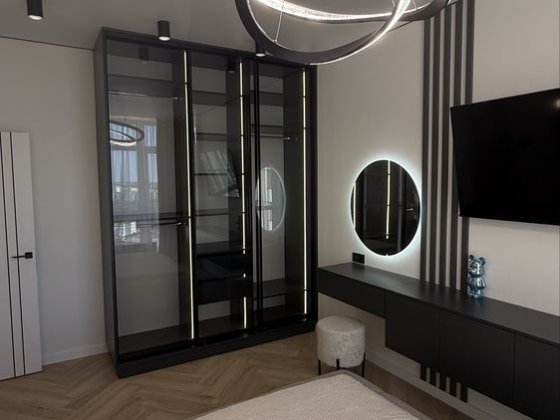 Продам дизайнерскую 2к 63 жемчужина 60 метров на краснова Одесса