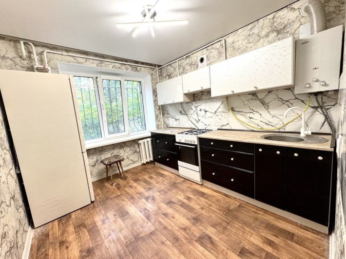 Продаж 2 кімнатної квартири по вул. Крилова, Заводський район - фото 1