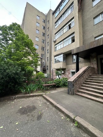 Продам 3 к квартиру ( СПЕЦ. ПРОЕКТ) вул. Галини Петровой - фото 1