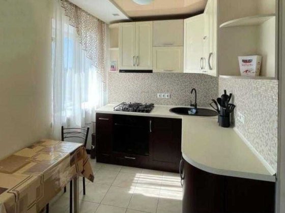 В продаже 1 комнатная квартира метро Победы Харьков