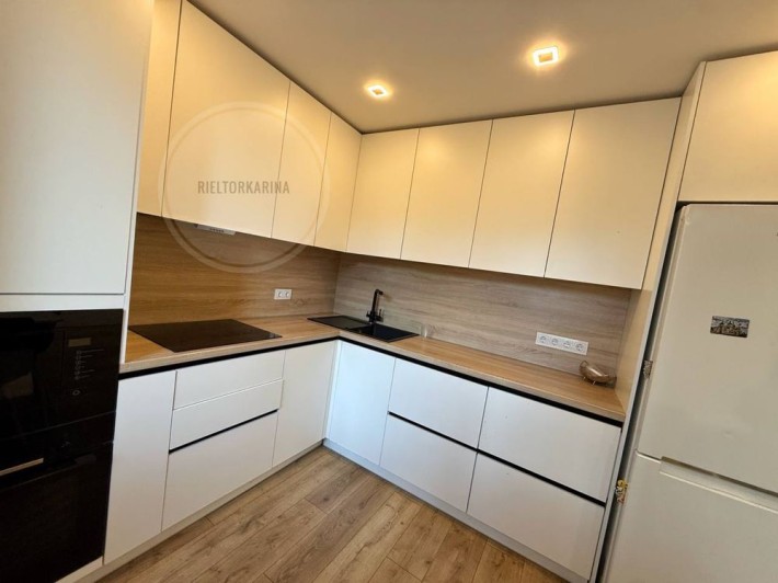 Продажа новой 4к кв/Центр-Никольская 80 - фото 1