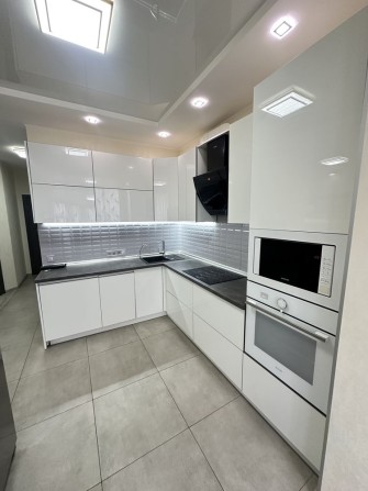 Особлива! Квартира з терасою! Софія Сіті повна комплектація! 60 кв м - фото 1