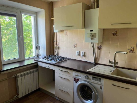 Продам 1к кв на пос. Жуковского Харків