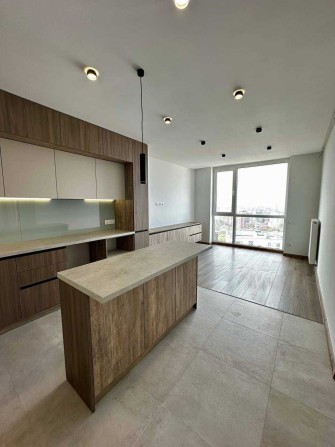 Продаж двокімнатної квартири з РЕМОНТОМ вул. Пасічна - фото 1