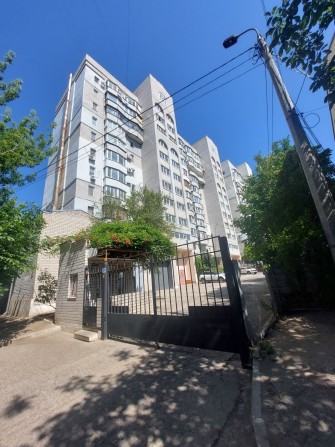 Центр! Двокімнатна квартира - фото 1