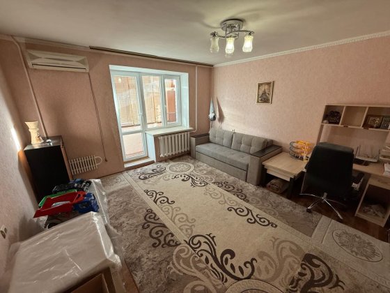 Продам отличную 2х комнатную квартиру. Улица Садовая -Пограничная.. Миколаїв