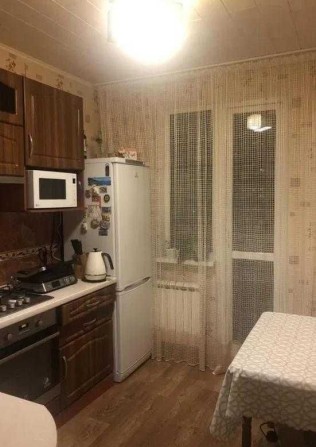 В двух остановках от метро Дворец Спорта  продам - фото 1