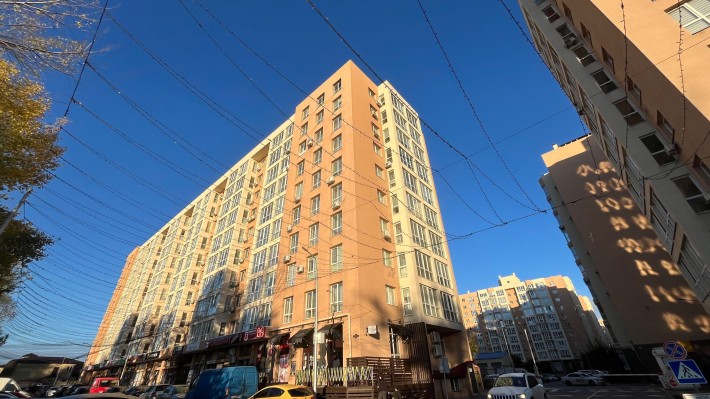 Продаж 1к квартири З РЕМОНТОМ! на вул. Соборна 126/15 - БЕЗ % - фото 1