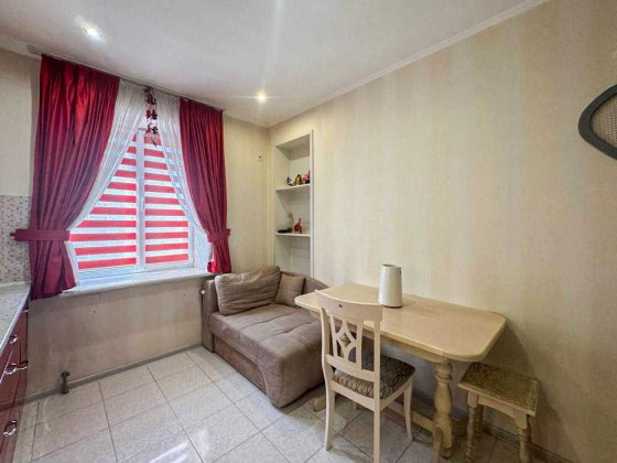 1-кімн. квартира 39,6 кв.м. Петропавлівська Борщагівка вул. Черкаська Петропавловская Борщаговка