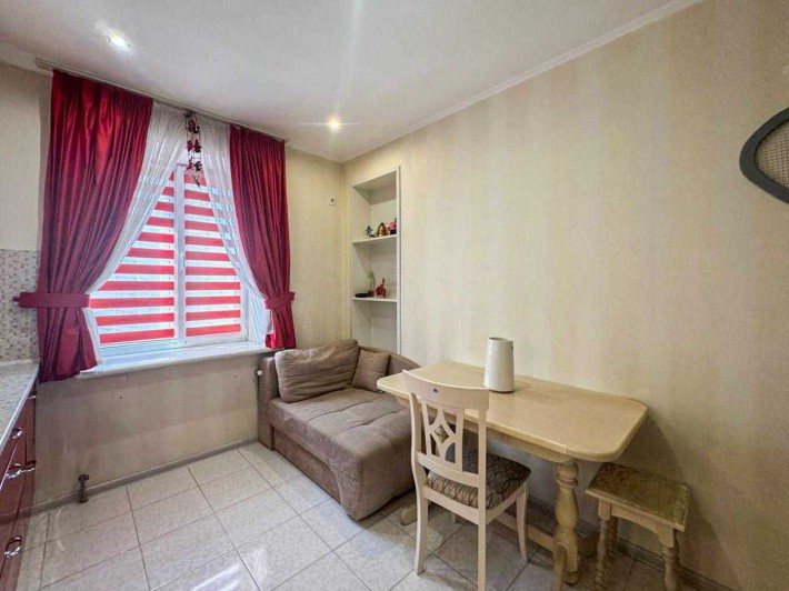 1-кімн. квартира 39,6 кв.м. Петропавлівська Борщагівка вул. Черкаська - фото 1