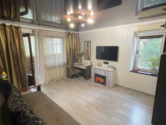 Просторная 3-комнатная квартира! Ваш уютный островок в городе! Одеса