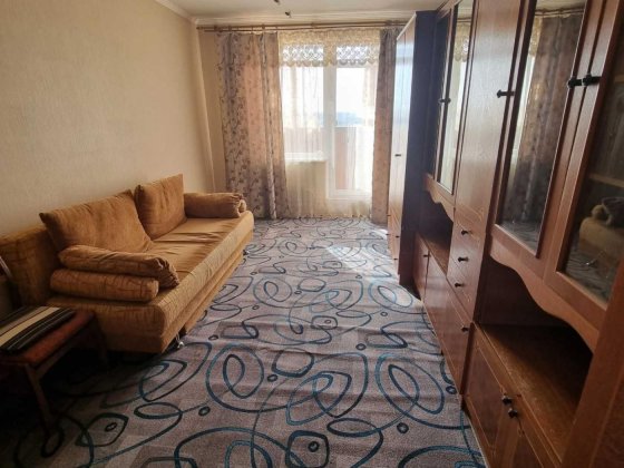 ИК-8330 Продам 2К квартиру на Салтовке  Медкомплекс 625 м/р Харьков