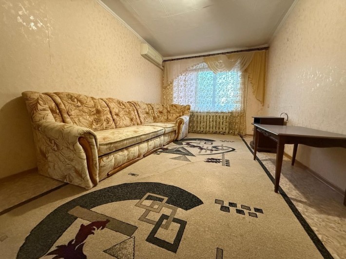 Продаю 3х комнатную квартиру в корабельном районе. ОСТАНОВКА УНИВЕРСАМ - фото 1