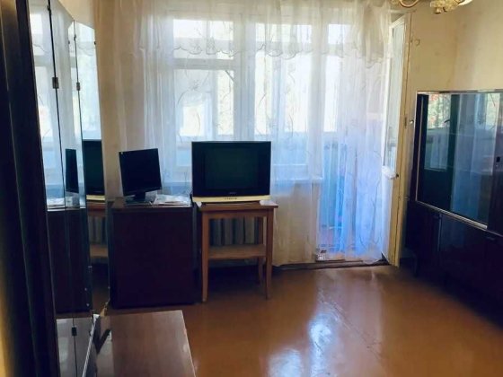 5m 2 квартира метро Дворец Спорта Коммунальная Новые Дома єВідновлення Харьков