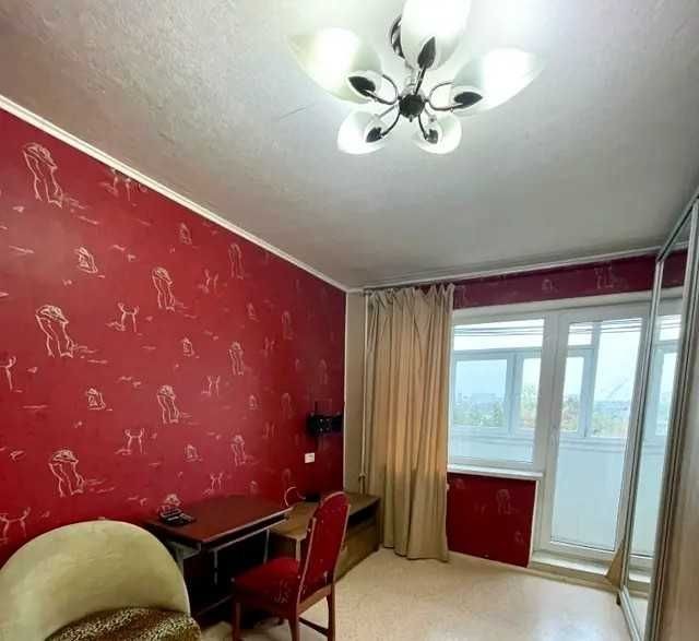 Продаж 2 к квартири Коммунальний ринок, метро Палац Спорту - фото 1