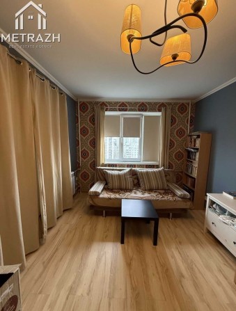 89005 2Ккавртира междуМетро Салтовское\Студенческая с мебель и техника - фото 1