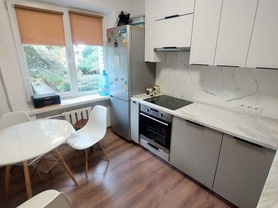 Продаж 2кім квартира вул Масарика бічна пр.Чорновола Львов