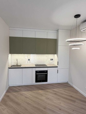 Продам красивую квартиру на Краснова.61Ж,1 ком,с ремонтом,ниже рынка!! - фото 1