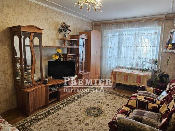 3-кімнатна квартира в центрі Таїрова, вул. Корольова