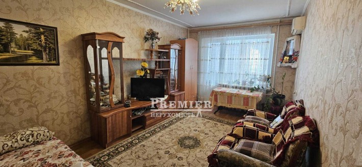 3-кімнатна квартира в центрі Таїрова, вул. Корольова - фото 1