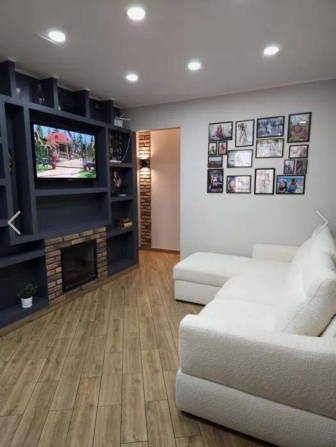 Трехкімнатна квартира біля парка Горького - фото 1