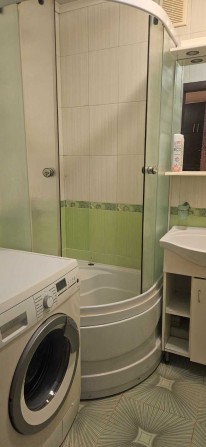 Продам 2 ком.кв. вул. Нескорених (Г.Труда) 17 - фото 1