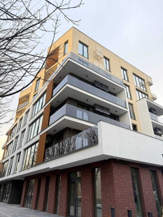 Продаж 3-кім квартири  ЖК OKRUZHNA HALL вул Окружна БЕЗ КОМІСІЇ - фото 1